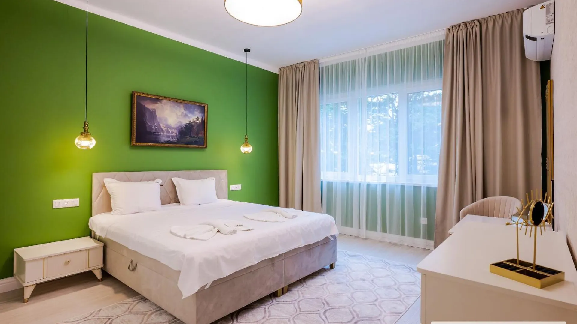 Super Central Stylish Suite & Studio With Shared Terrace By Flat Mаnager صوفيا شقة