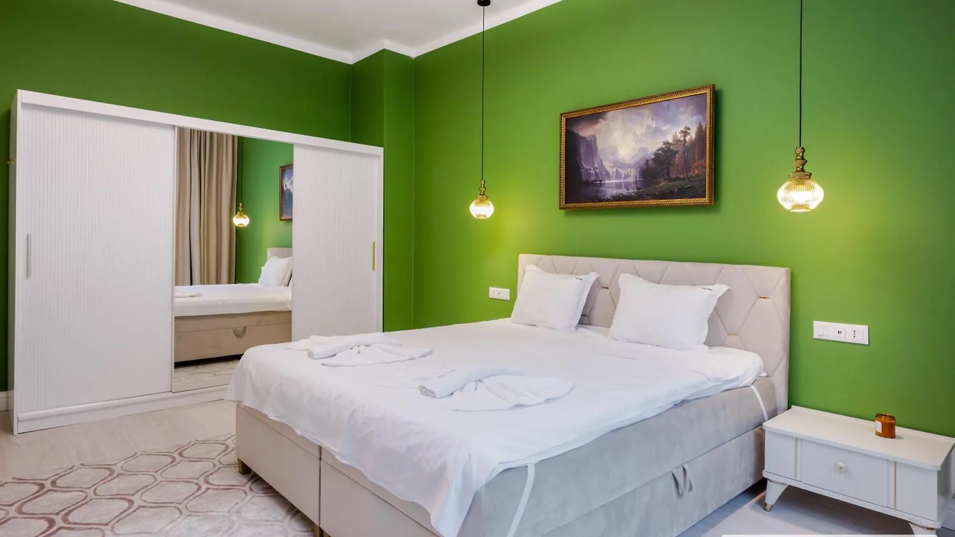 Super Central Stylish Suite & Studio With Shared Terrace By Flat Mаnager صوفيا شقة